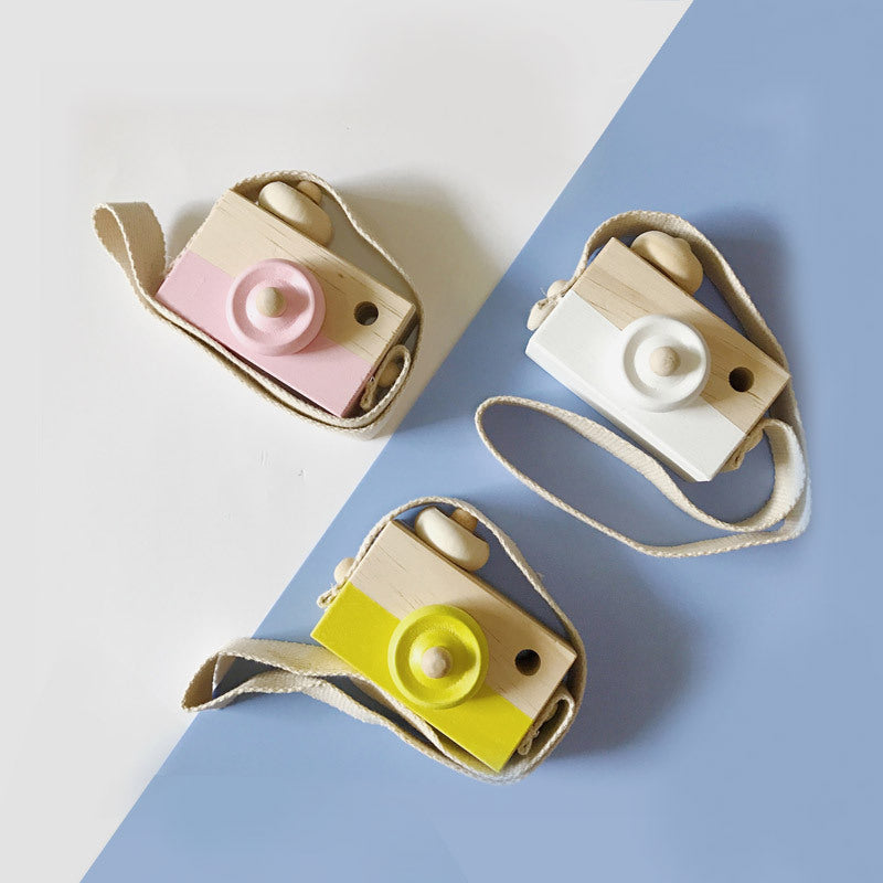 Wooden Toy Camera — let their imagination shine